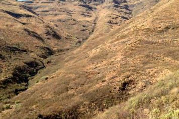 The Litsumi Cave Trail, Maliba Lodge