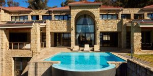 Amanzi Amakhulu Villa