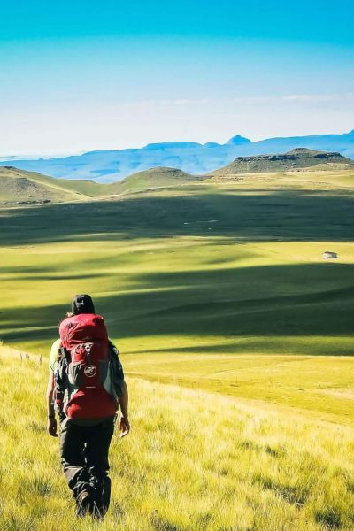Lesotho, walking towards Jonathans Gate
