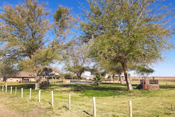 Kalahari Monate Lodge